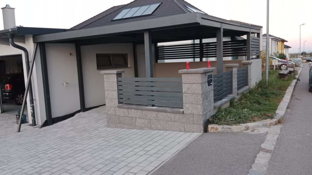Carport